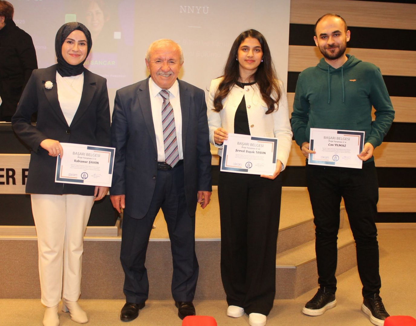 Üniversitemizde “Siyasetin Cinsiyeti” Konulu Konferans